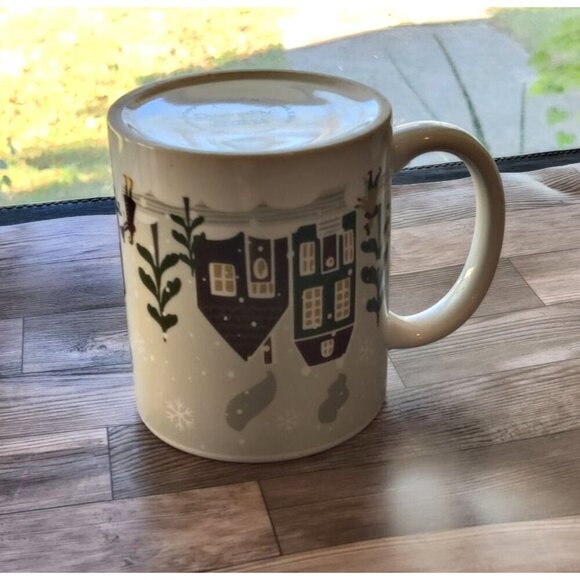 DesignPac Coffee Mug Winter Village Snow Scene Holiday Season Christmas Cottages - Picture 9 of 9